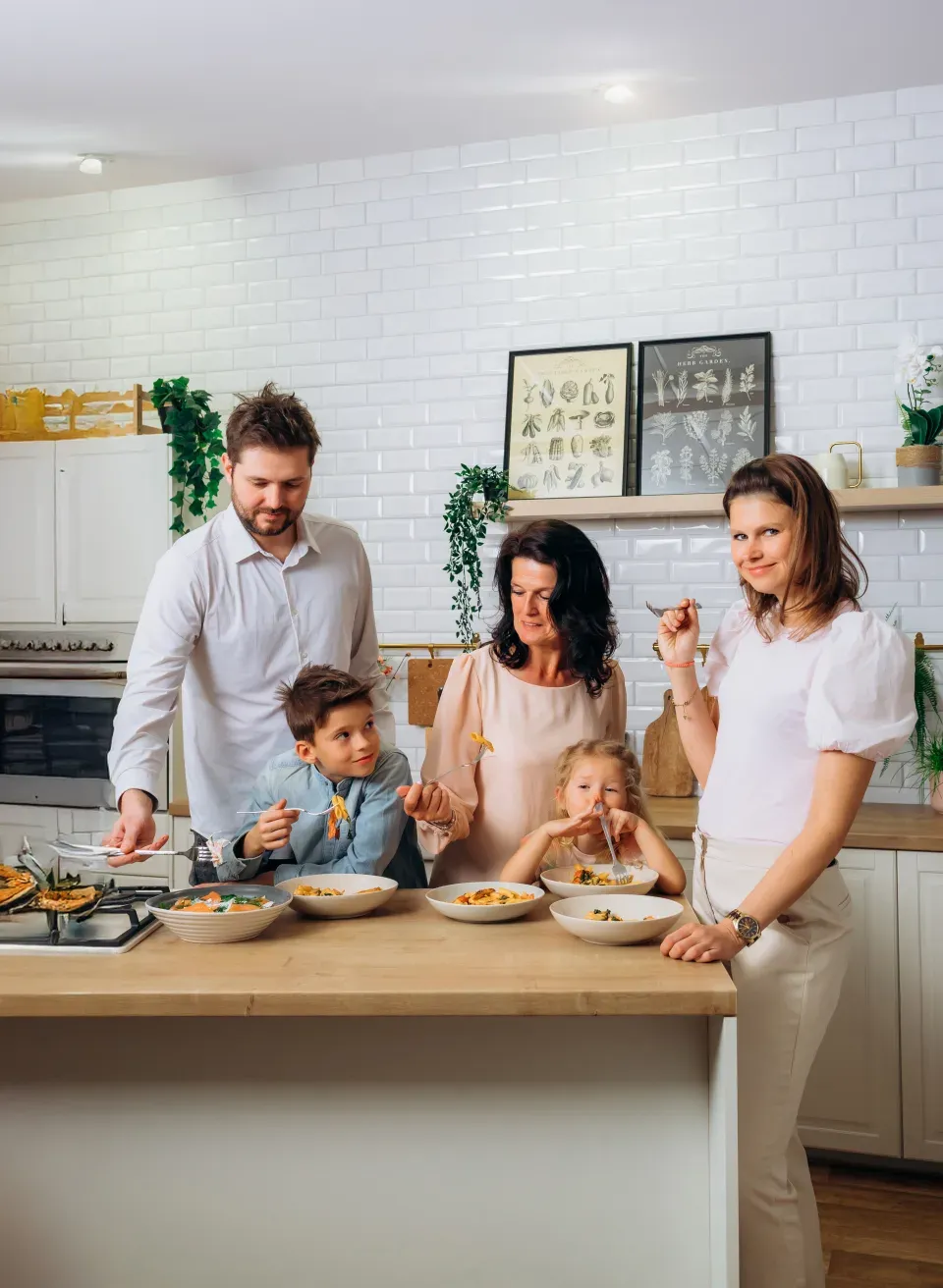 Family preparing dinner together